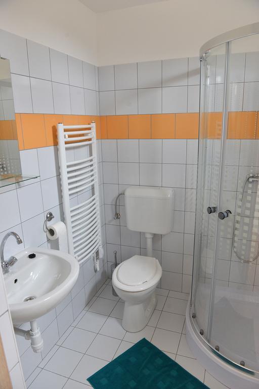 Rigofuetty Vendeghaz Hotel Tiszaalpar Екстериор снимка